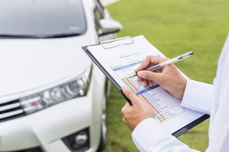 Hassle-Free Scrap Car Removal in Oakville: Schedule Your Pickup